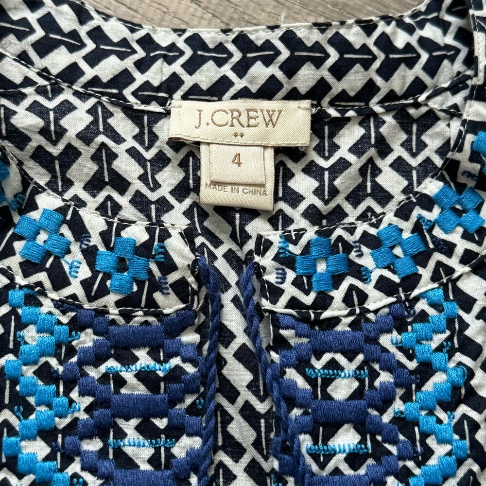 J Crew Embroidered Blue and White 100% Cotton Sleeveless Shirt-size 4 - Picture 7 of 9